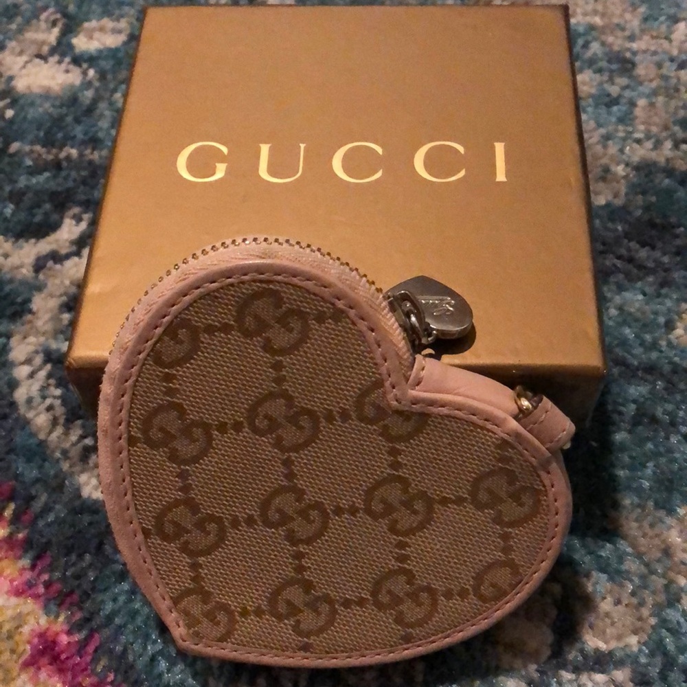 Gucci Heart coin purse
